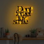 Wallity Dont Forget To Smile 183 Escultura de Pared Negra